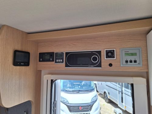 Hymer B-MC T 680 + LEVEL SYST&Egrave;ME+VELOSLIDE photo: 7