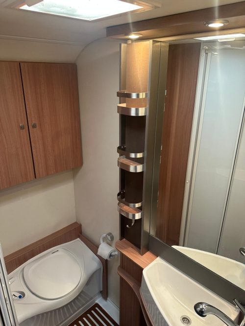 Knaus Sky Wave 650 MF Foto: 15