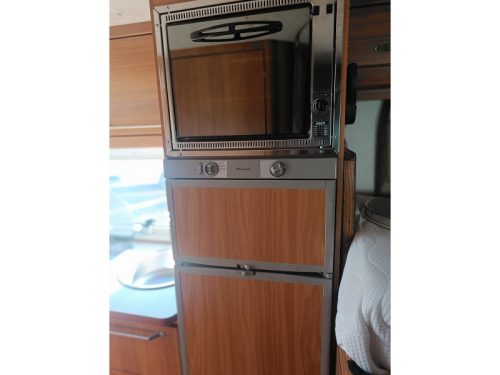 Eura Mobil Terrestra 700 EB TT  photo : 12