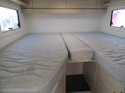 Chausson S697 Single beds, Webasto heating photo: 2