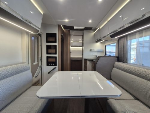 Adria Matrix 640 DC Face to face 2021 photo: 2