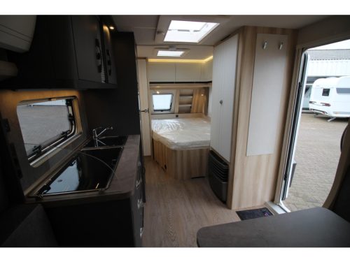 Hobby De Luxe 460 UFE Franz&ouml;sisches Bett & Rundsitzgruppe! Foto: 12