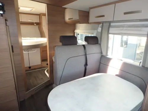 Knaus L!ve Wave 650 MX Hubbett Foto: 14