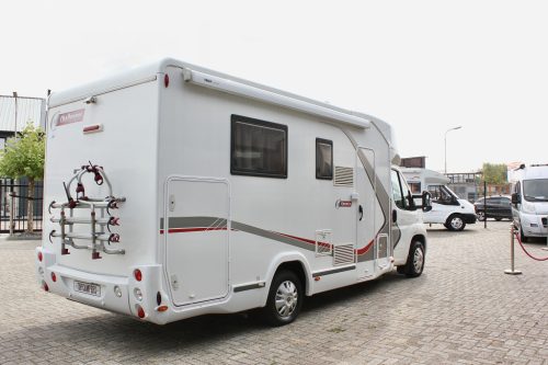 Challenger Genesis 288EB Foto: 2