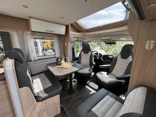Sunlight T 68 Adventure Edition Zonnepaneel + hefbed  foto: 6