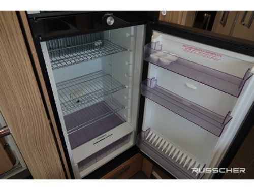 NIESMANN BISCHOFF ARTO 85E 180Pk Aut. | Level system | Roof air conditioning | Solar panels | Tow bar photo: 11