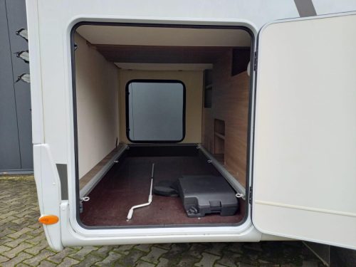 Carado T 338 - 165HP - TV photo: 3
