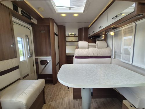 LMC Sportline I 605 Explorer photo: 10