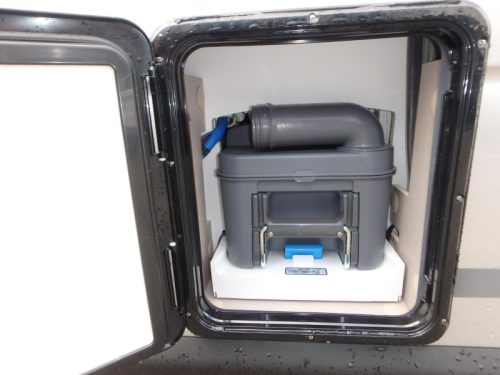 B&uuml;rstner Delfin C 621 FOR RENT &euro; 100.00 PER DAY photo: 11