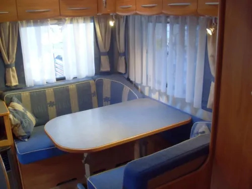 Adria Adora 432 PS with Mover photo: 3