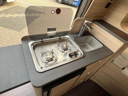 Knaus Boxstar 540 Van-Swing, TV, Zonnepanee  foto: 12