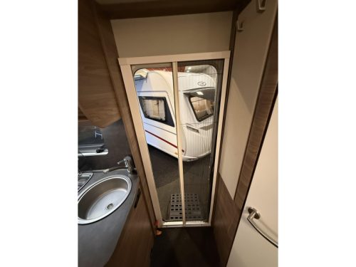 Knaus Sport 400 QD FIXED BED MOVER AWNING (TOP) photo: 10