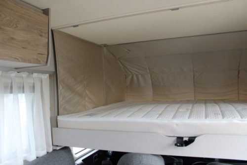 Int&eacute;gral l&eacute;ger jeune Hymer Exsis I 580 Pure 9G Tronic AUTOMATIQUE lits jumeaux (58 photo : 51