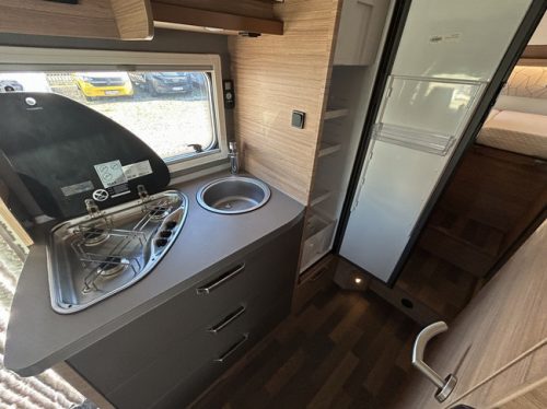 Weinsberg CaraCompact Suite 640 MEG Pepper MB attend photo : 12