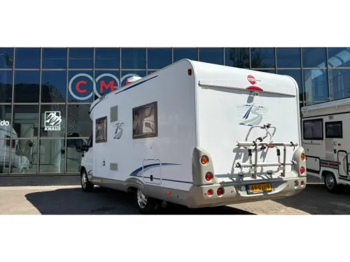 B&uuml;rstner Solano T 700 Single Beds, Top Layout photo: 3
