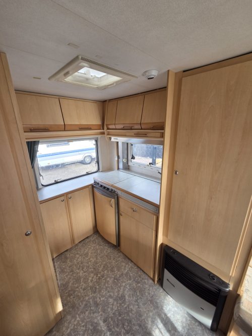 CHATEAU 395C photo: 9