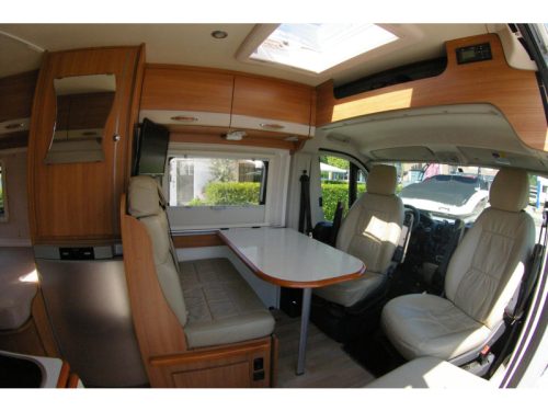 Rapido V56 French bed, 2x Swivel seats photo: 8