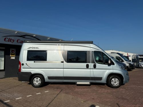 P&ouml;ssl Road Star 600 L Euro 5 150 pk construct sloten buscamper lengte bedden navi camera zonnepaneel airco cruise ctr trekhaak remis plisse hordeur foto: 3