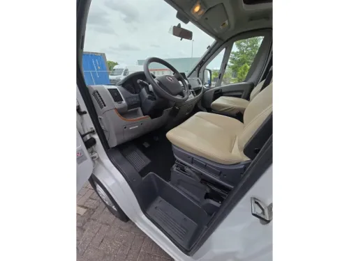 Hymer T 674 SL Star Edition 2010 photo: 7