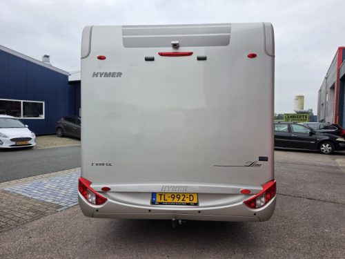 Hymer T 698 CL Queensbed, Omvormer etc.  foto: 21