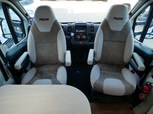 Pilote P650U, Automatic, Low Single beds, XXL Refrigerator photo: 5