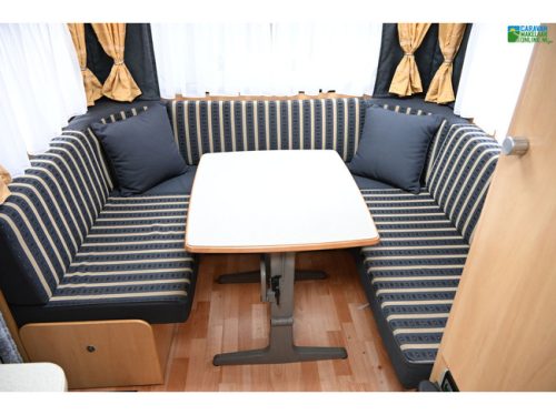 Dethleffs Camper 460DB Foto: 6
