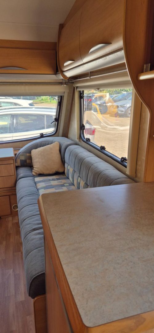 SWIFT 390/3 foto: 11