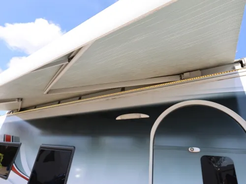 Kabe Imperial 740 TDL FK King Size u.a. Dachklimaanlage Niveausystem Foto: 17