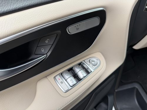Mercedes-Benz V250 Marco Polo AMG 4-Matic 2019 77,000KM photo: 13
