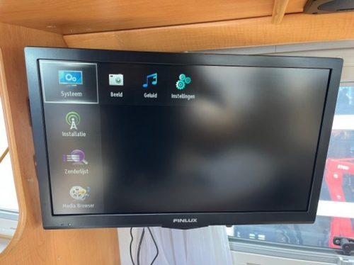 Hymer Bc 655 Cl. Dachklimaanlage Solaranlage Hubbett Fahrradtr&auml;ger 7 Personen 4 Schlafpl&auml;tze Wohnmobil Foto: 17