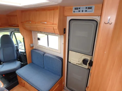 Adria Coral 680 SP  photo: 17