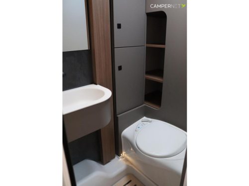 LMC Cruiser 740 EL 140hp Automatic | New model! | Single beds | Diesel heating | Available new from stock | photo: 19