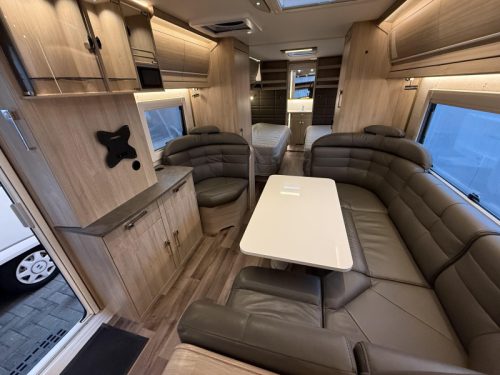 Kabe Royal 780 TDL Frontk&uuml;che - Komplett Foto: 4