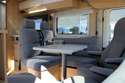 Camping-car Hymer B MC I 680 &eacute;quip&eacute; du puissant Mercedes 9 G Tronic 170 ch AUTOMATIQUE lits jumeaux + lit pavillon (56  photo : 29