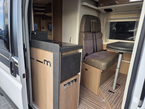 Malibu Charming GT Skyview 600 Luftfederung Skyroof Foto: 4