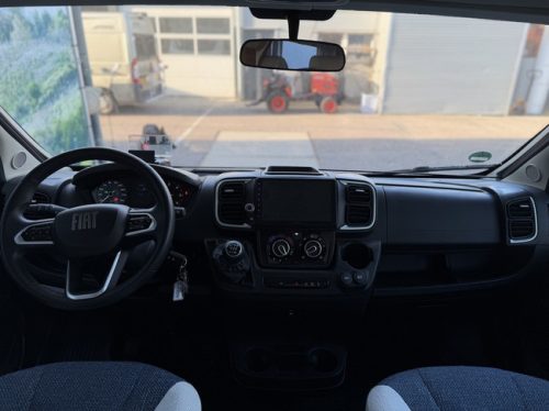 Weinsberg CaraHome 650 DG photo: 8