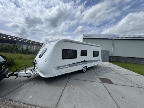 HOBBY 560 CFE photo: 1