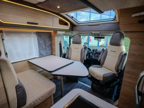 Weinsberg CaraCompact Pepper 600 MF AUTOMATIC FRENCH BED 2027! photo: 3