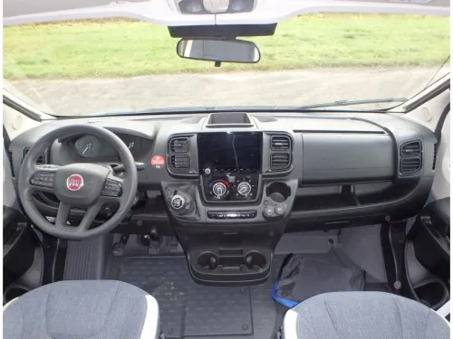 Knaus L!ve Wave 650 MF Niederl&auml;ndisch mit Historie Foto: 23