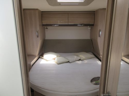 Rapido 696 F Premium Edition AUTOMATIK FACE TO FACE Foto: 8