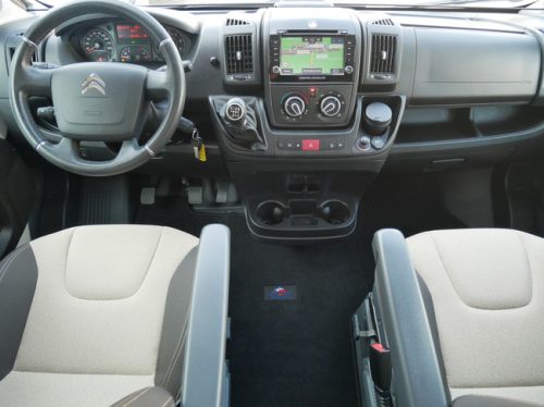 Clever 6.40 Mtr Buscamper, Maxi Chasis, Low Single Beds!! photo: 3