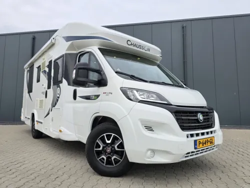 Chausson Welcome 728 EB Pop-top roof French bed Automatic photo: 2