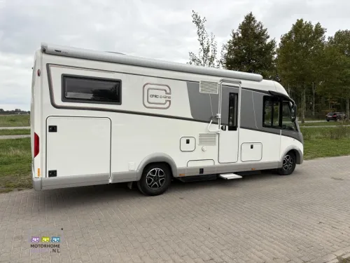 Carthago Chic C Line I 4.8 LE Length beds Automatic photo: 3