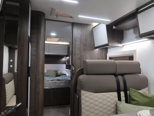 Benimar Cocoon 496 QUEENS BED Foto: 12