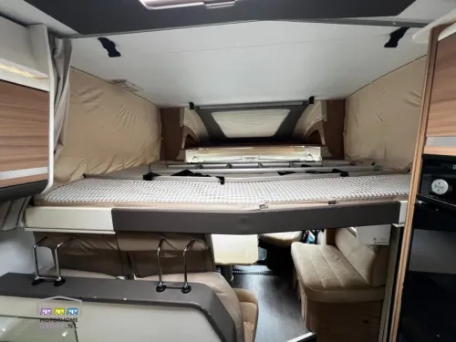 Adria Matrix M 670 SL Length and Lift Bed photo: 9