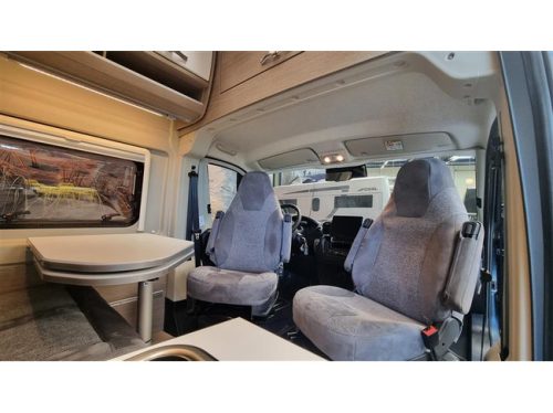 P&ouml;ssl Roadcruiser XL photo: 2