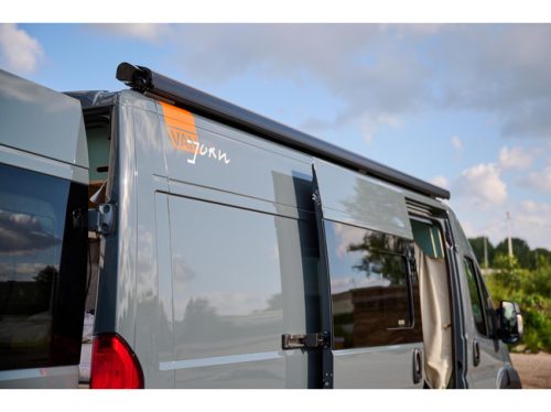 Peugeot Boxer 2.2 BlueHDi 140 L4H2 3.5t VAN-Jorn modulaire buscamper, ready to ride (DEMO) foto: 10