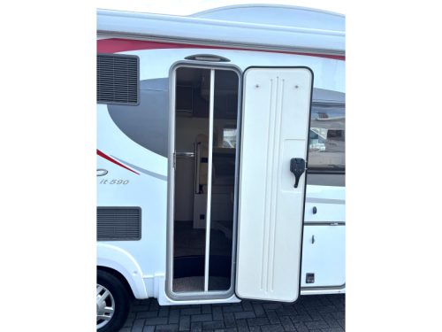 B&uuml;rstner Ixeo Time IT 590 Drop-down bed/2014/Euro-5/5.90M! photo: 18