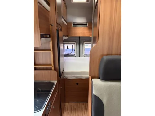 Weinsberg CaraBus 600 MQH 4 berths  photo: 18