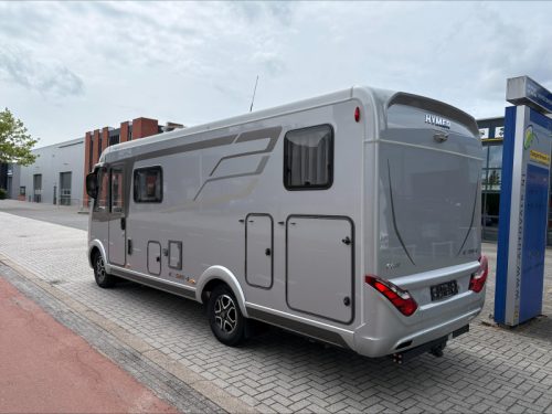 Hymer Exis-i 580 No Drop-down Bed - 1st owner photo: 3